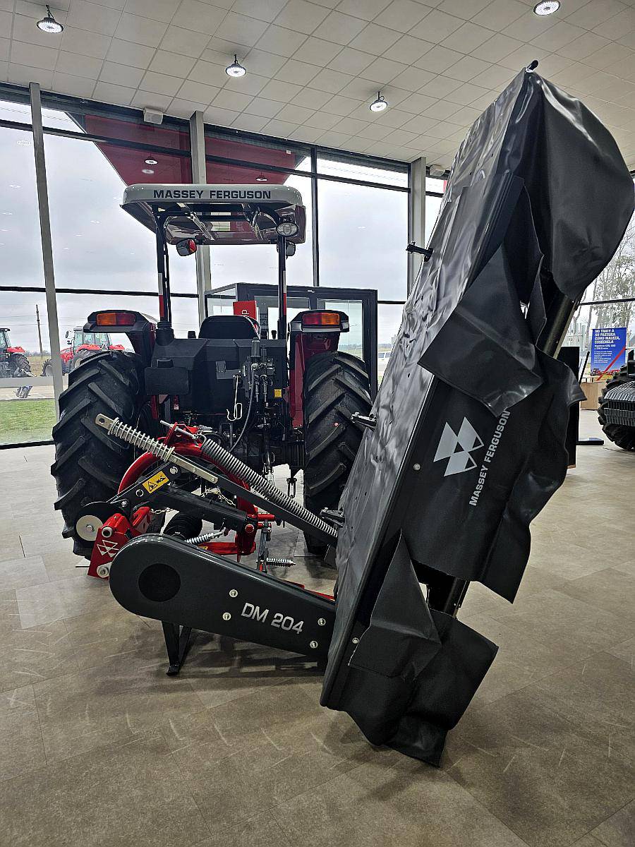 Segadora y Acondicionadora D M 204 (2,05 M) Tres Punto