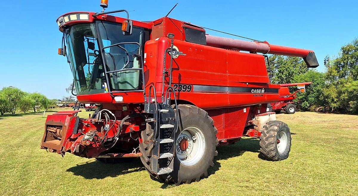 Cosechadora Case IH 2399 - Cabezal 30 Pies