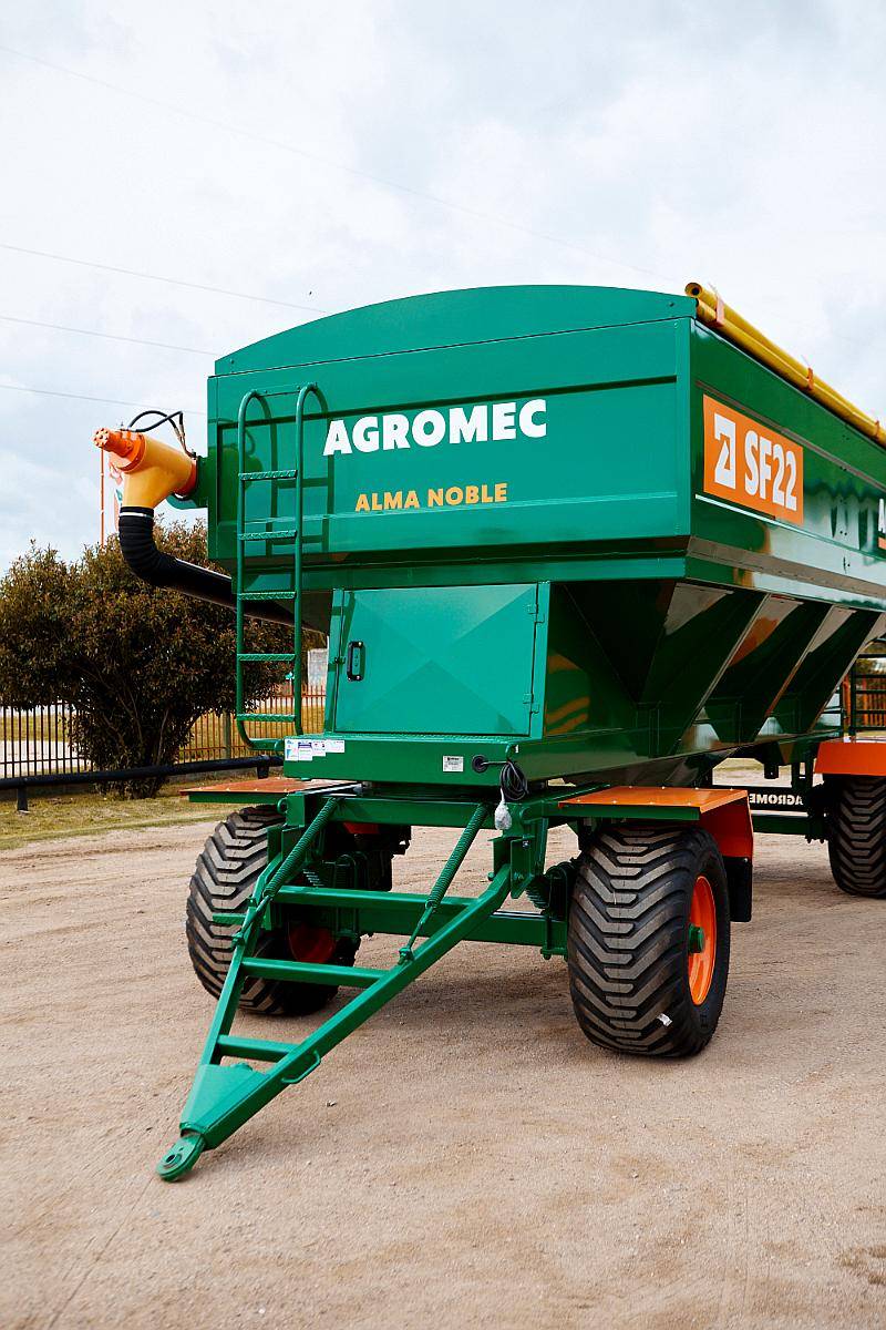 Tolva Semillas y Fertilizantes de 22tn Agromec