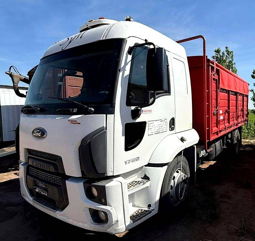 Ford 1722 e año 2011 con 150.000 km de Reparado Completo
