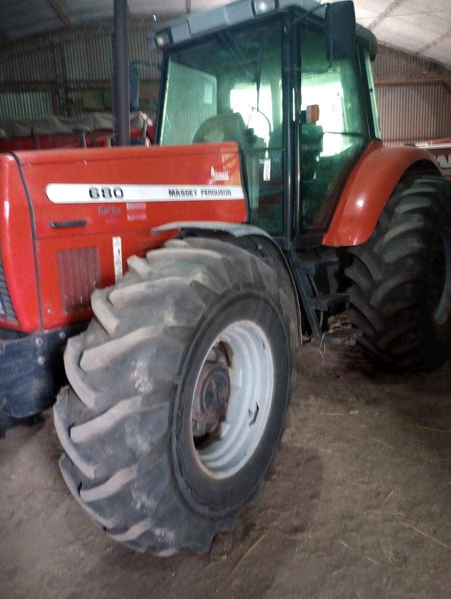 Tractor Massey Ferguson 680