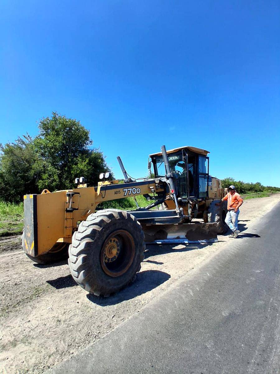 Motoniveladora John Deere 770d