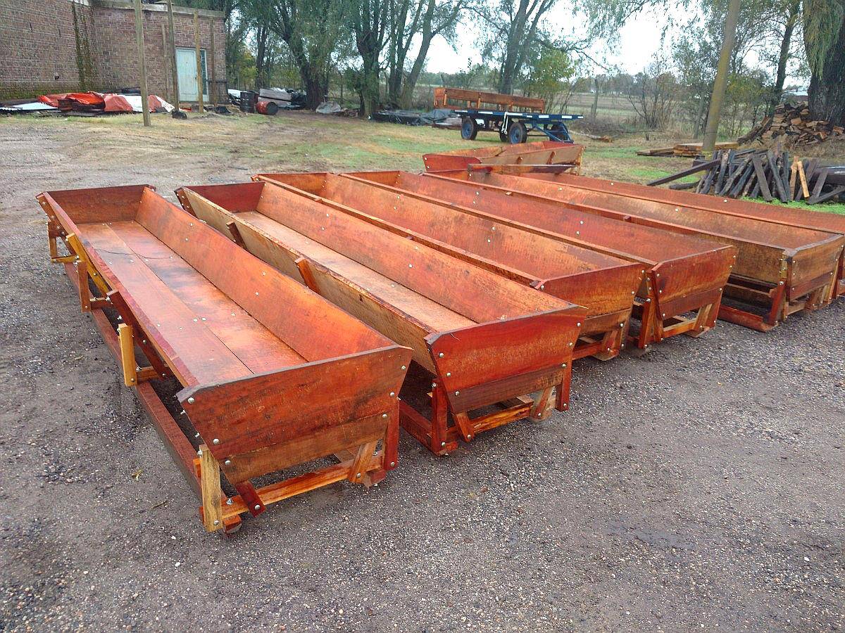 Comedero Madera Movil Vaca Ternero 70cm X4M Invernada Agraso