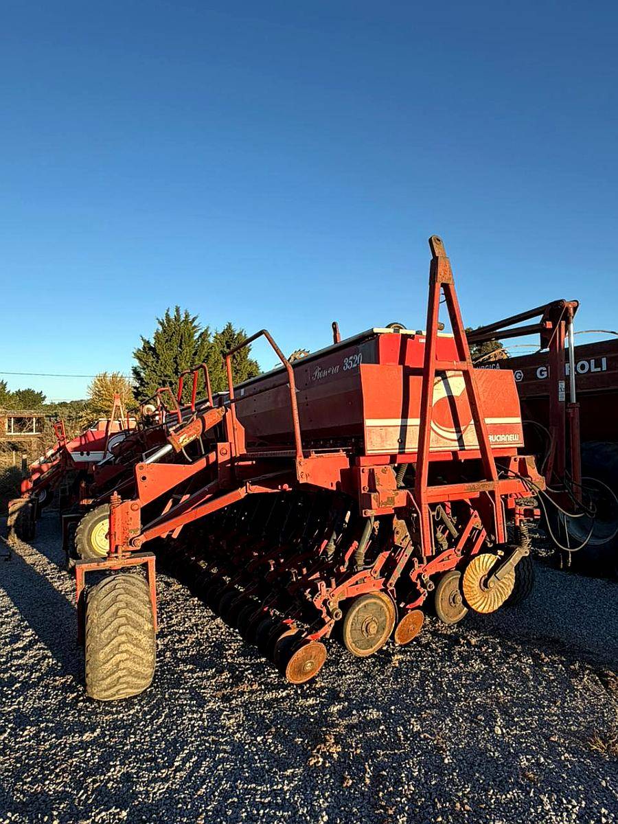 Sembradora Crucianelli Pionera Grano Fino de 35 a 20 cm