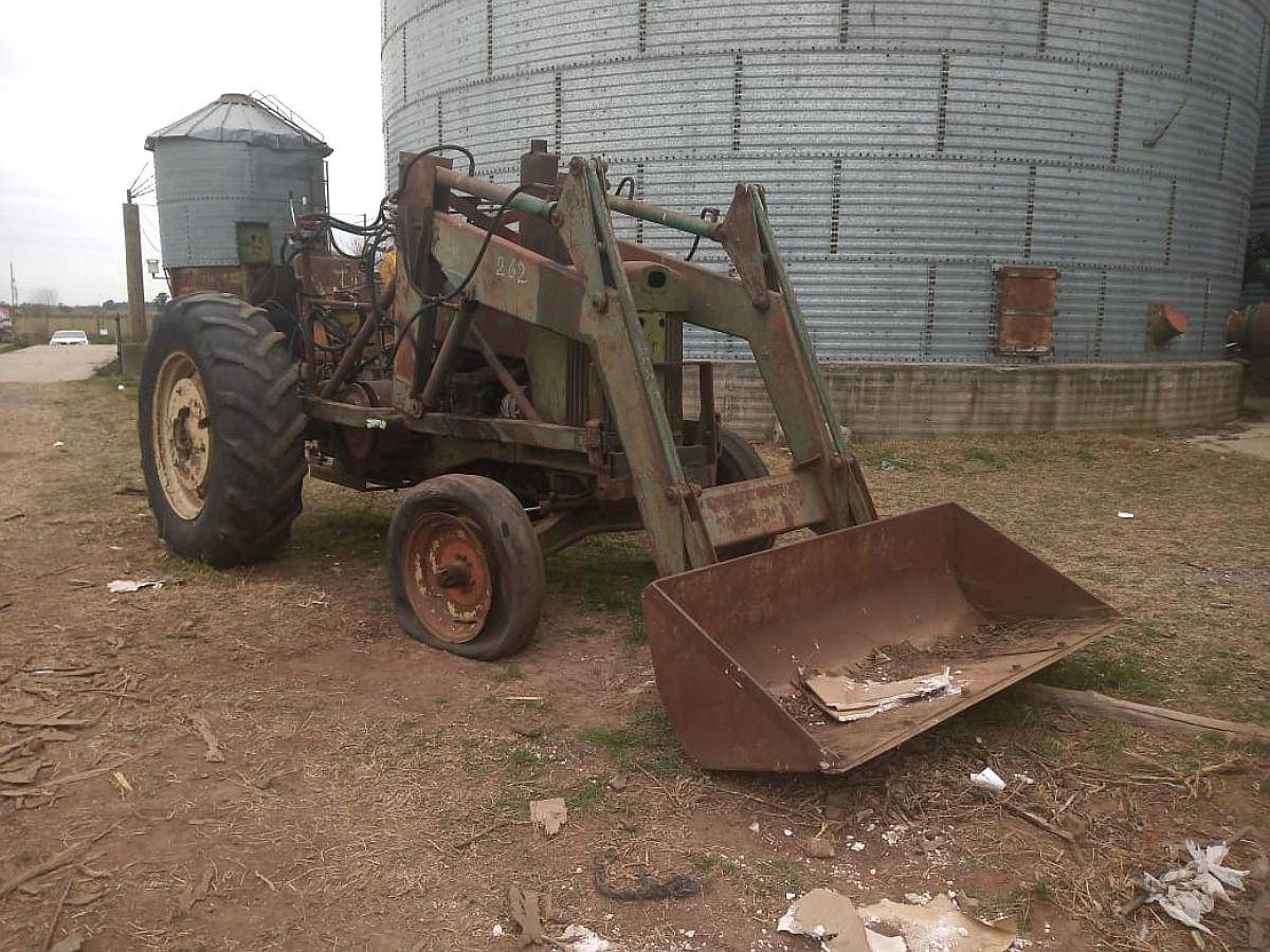 Vendo Pala Frontal para JD 730