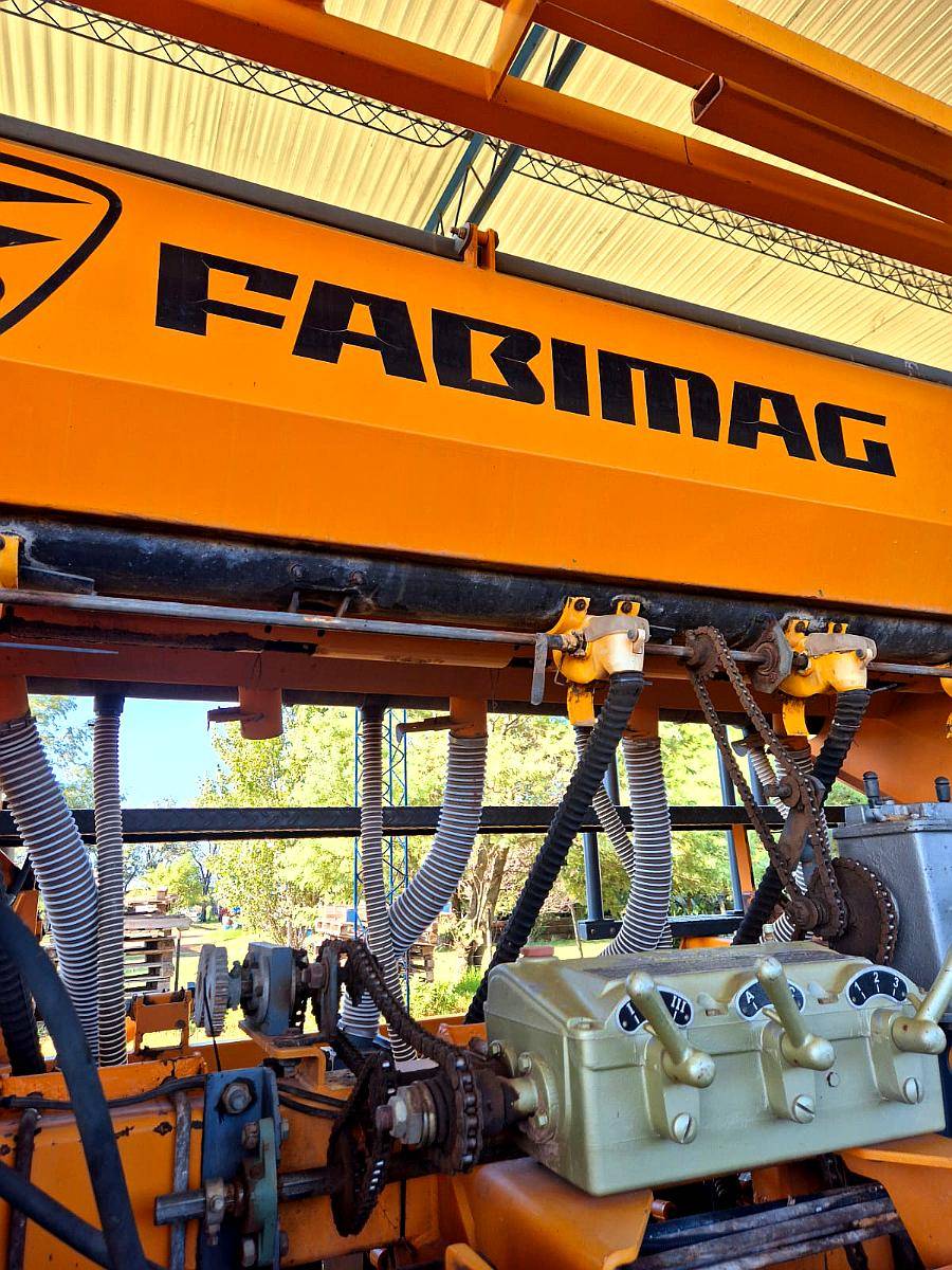Sembradora Fabimag Multiplanter 20 a 52 Neumatica Doble Fert