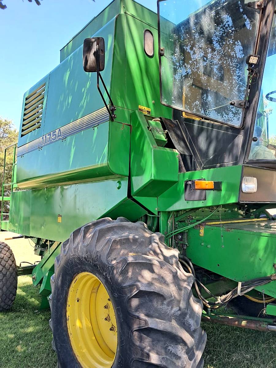 Cosechadora John Deere 1175