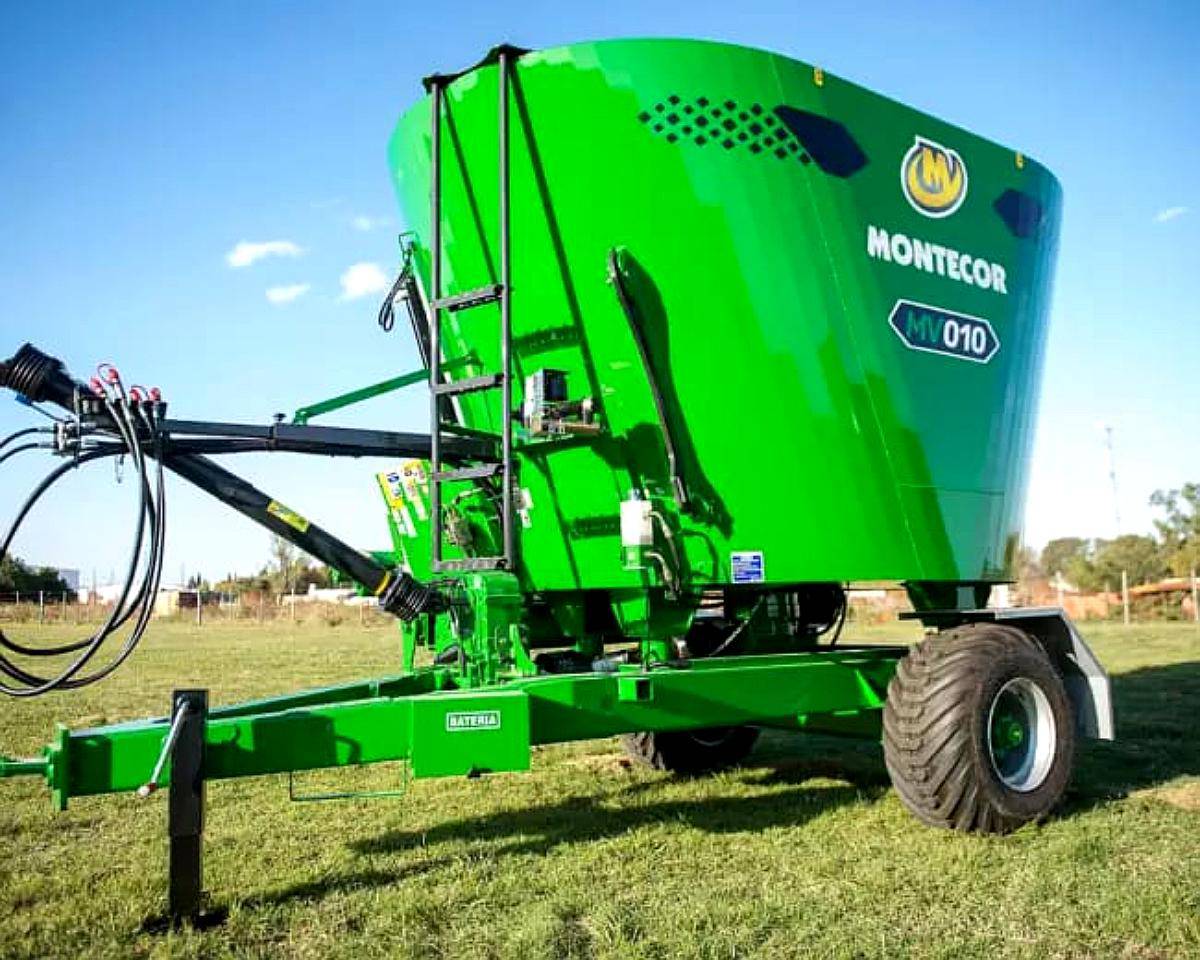 Mixers Montecor MV010 de 10 M3 de Tipo Vertical