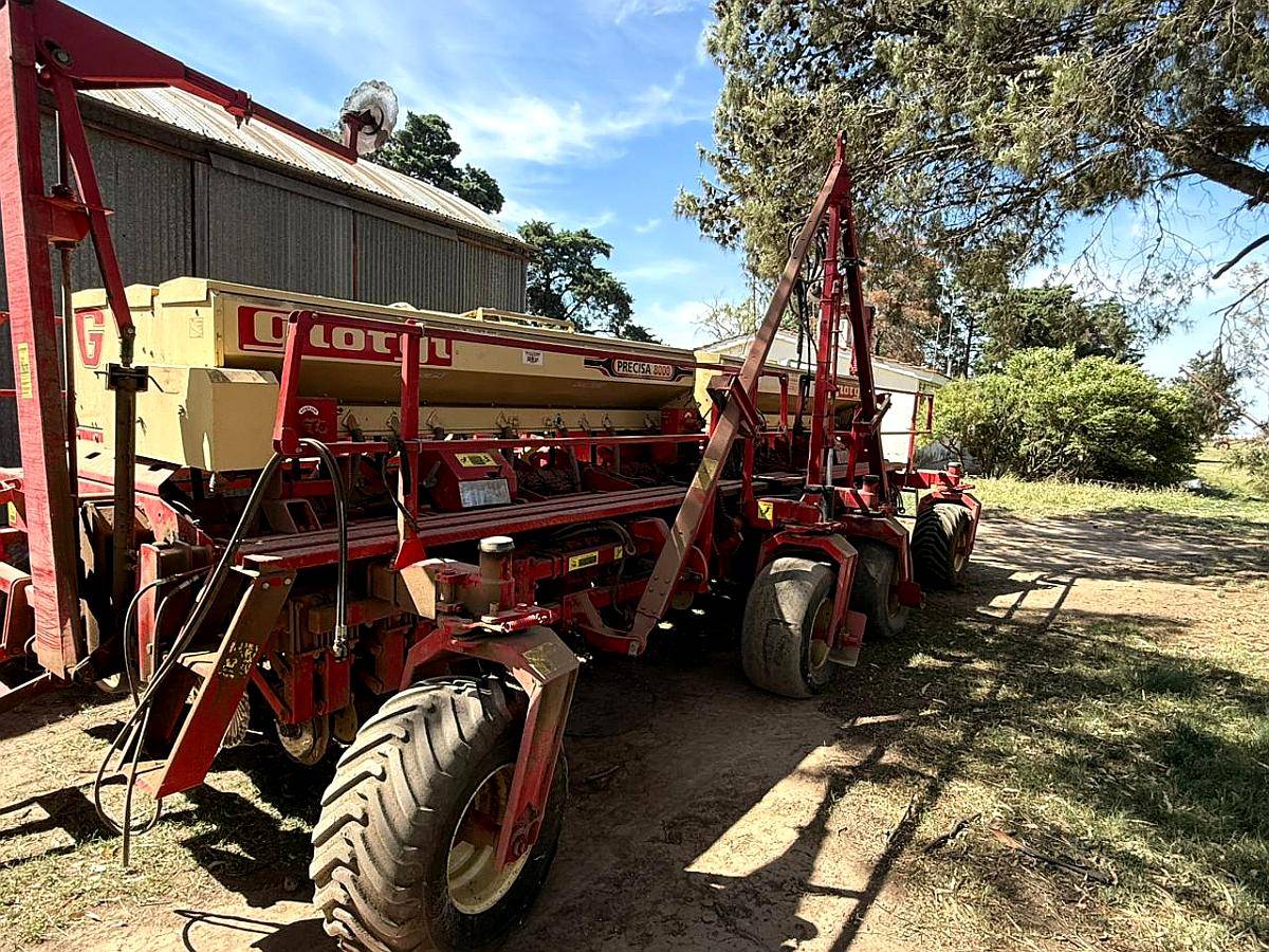 Sembradora Giorgi 14 Surcos a 52cm