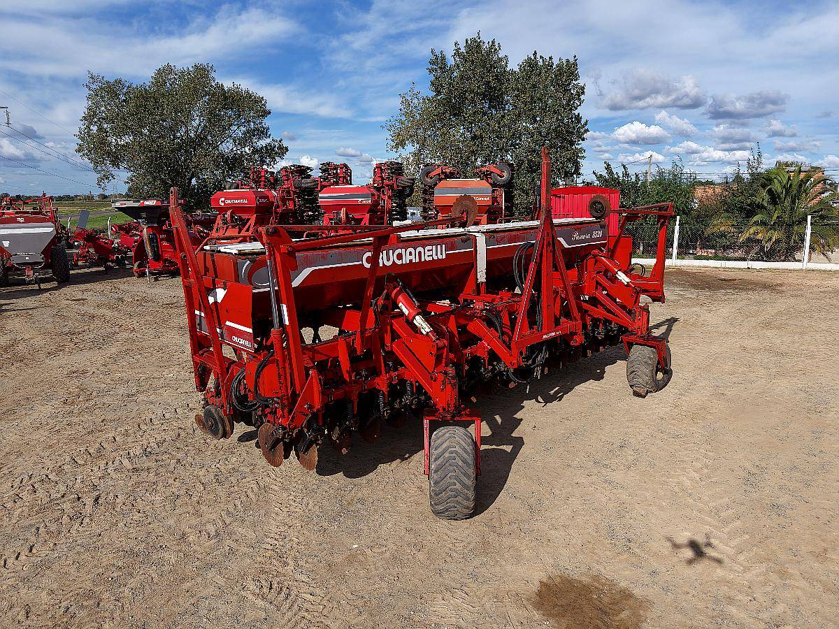 Sembradora Crucianelli Pionera 3520