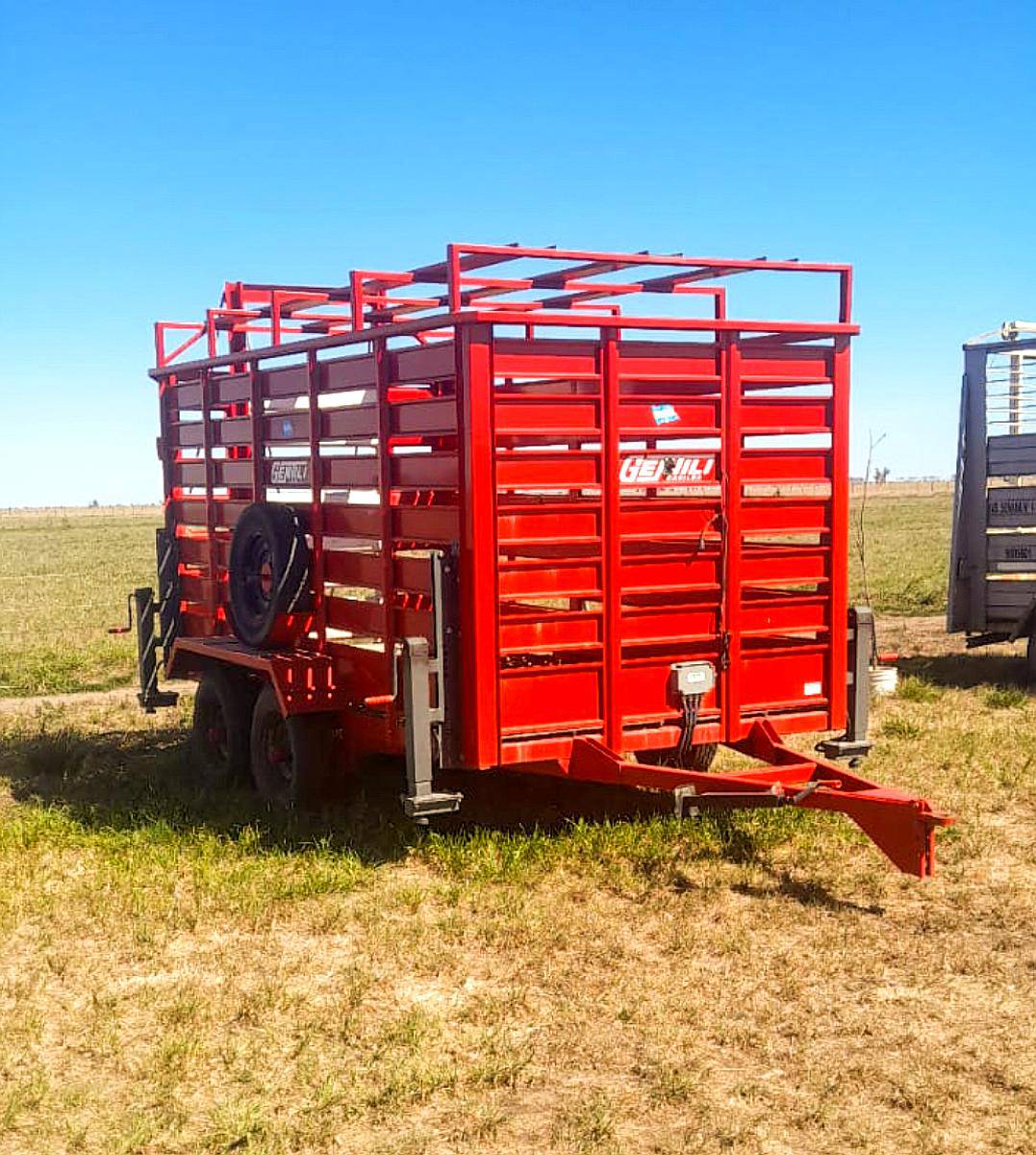 Acoplados Jaula Ganadero con Balanza 4 TN 7 Animales Agroads