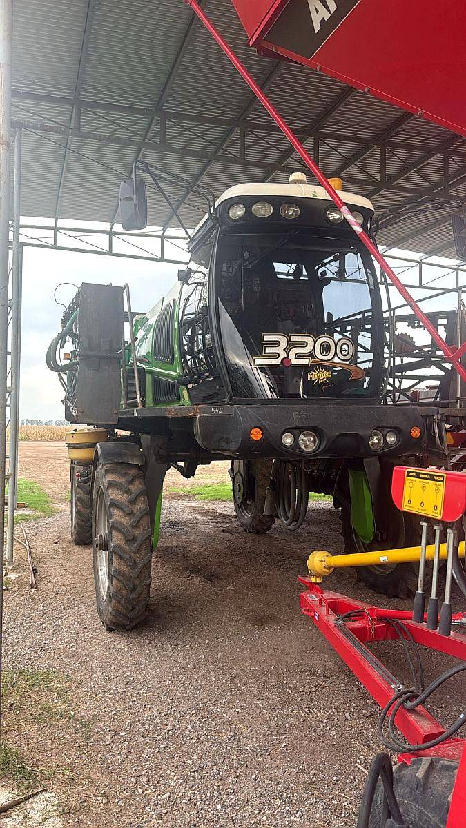 Pulverizadora Metalfor 3200 - Usada año 2010