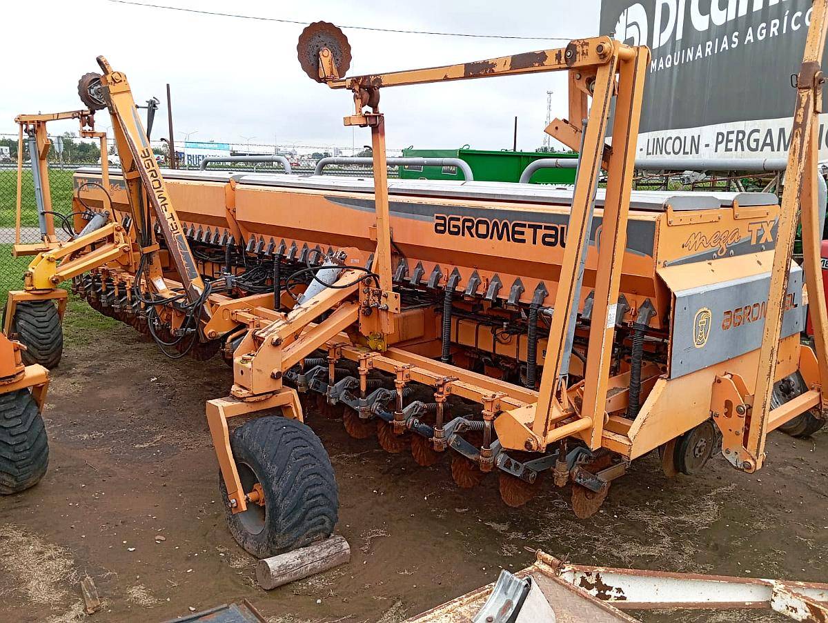 Agrometal TX Mega 22 a 35 - año 2010 - con Monitor
