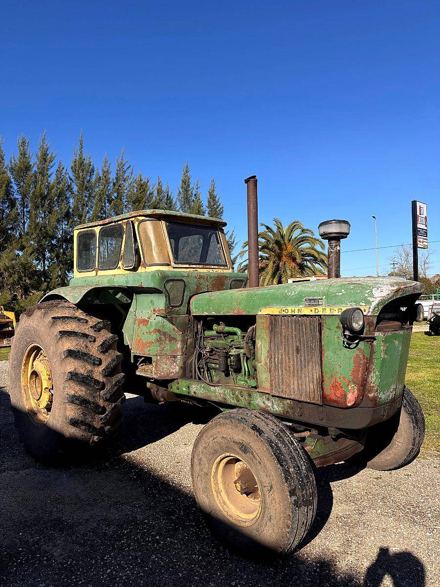 Tractor John Deere 180 HP Motor 6068 Turbo