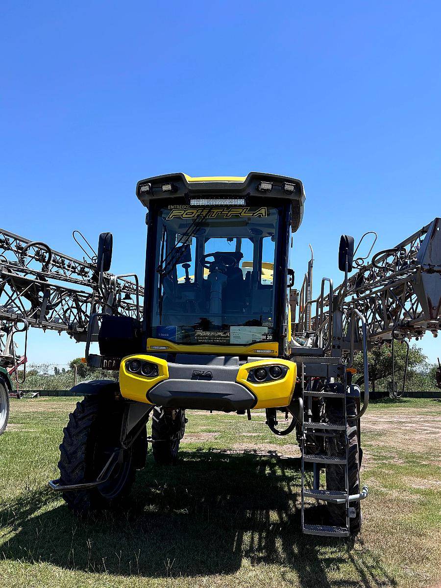 Pulverizadora Pla MAP III 2900 con Weedsesker - muy Buena
