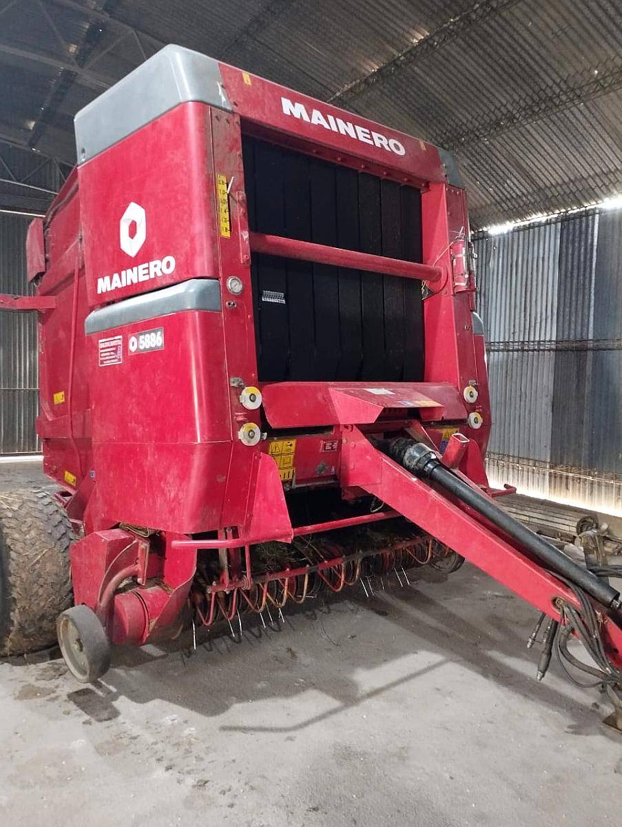 Rotoenfardadora Mainero 5886 .