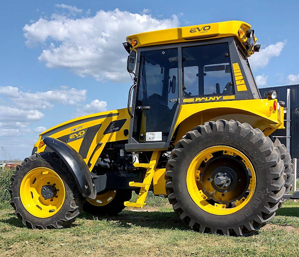 Tractor Pauny 230ae 18.4 X 34