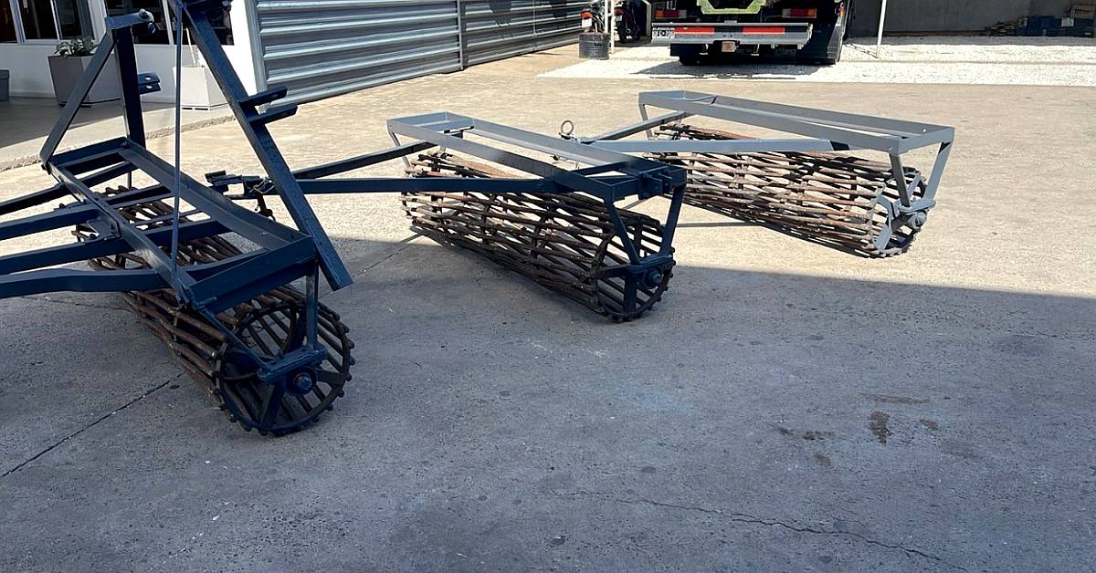 Rolo Desterronador Usado de 3 Cuerpos