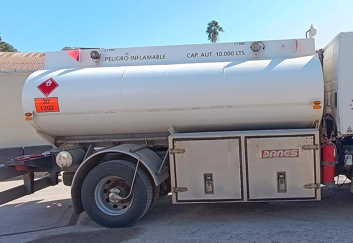 Tanque Cisterna Danes 10.000 Lts C/ Equipamiento Volumetrico