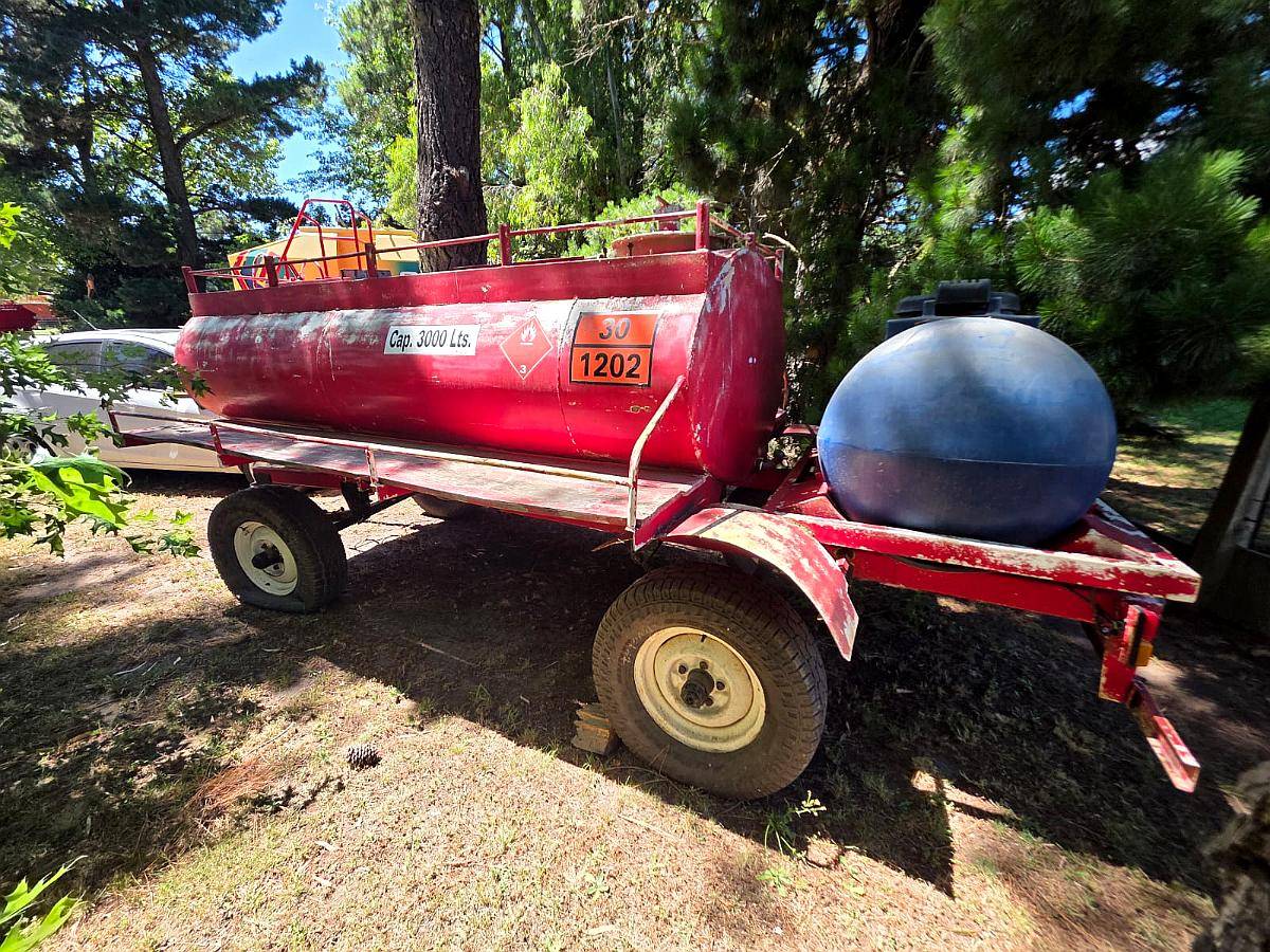 Tanque Combustible Gentili de 3000lts Combinado