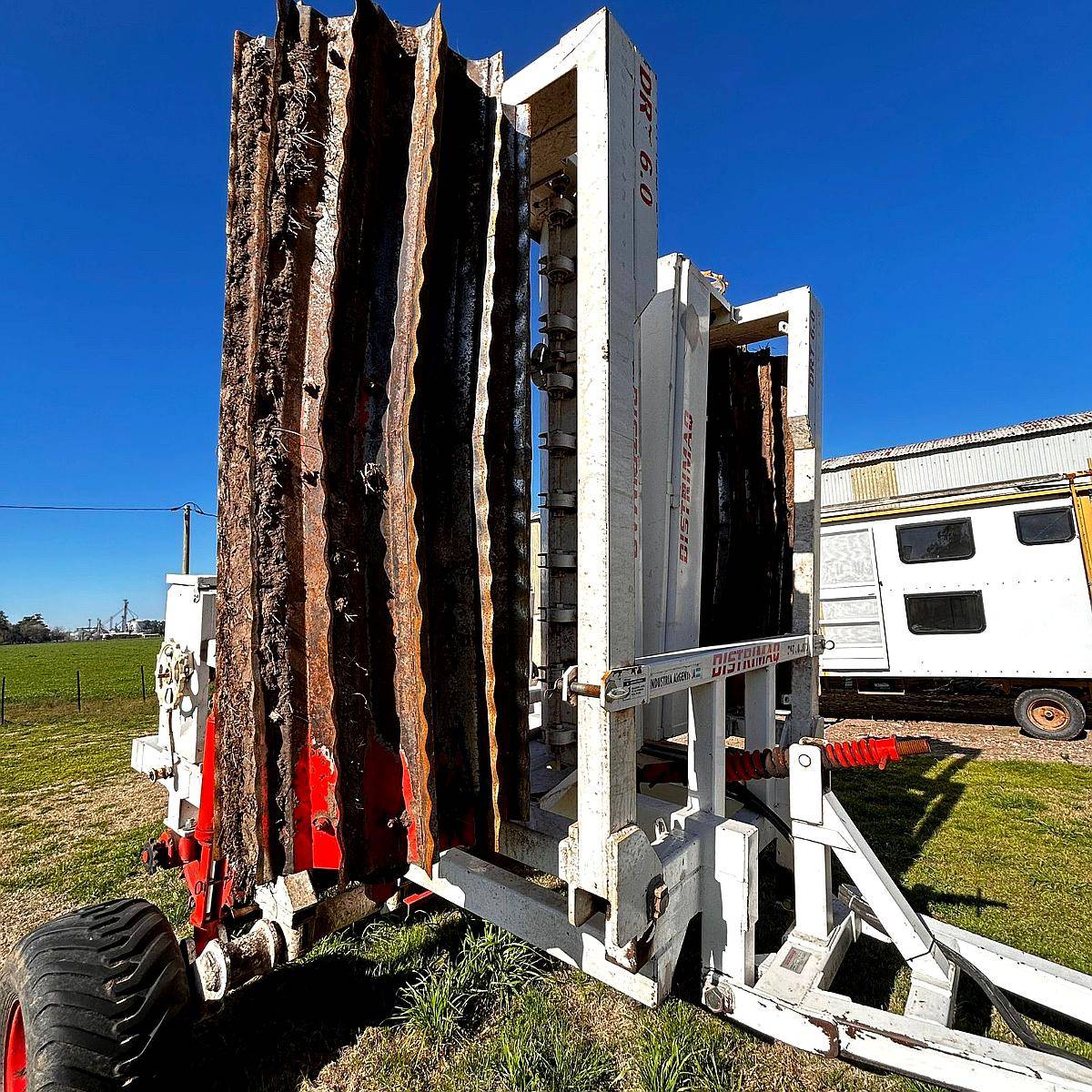 Rolo Triturador de Rastrojos Distrimaq con Cajon Sembrador