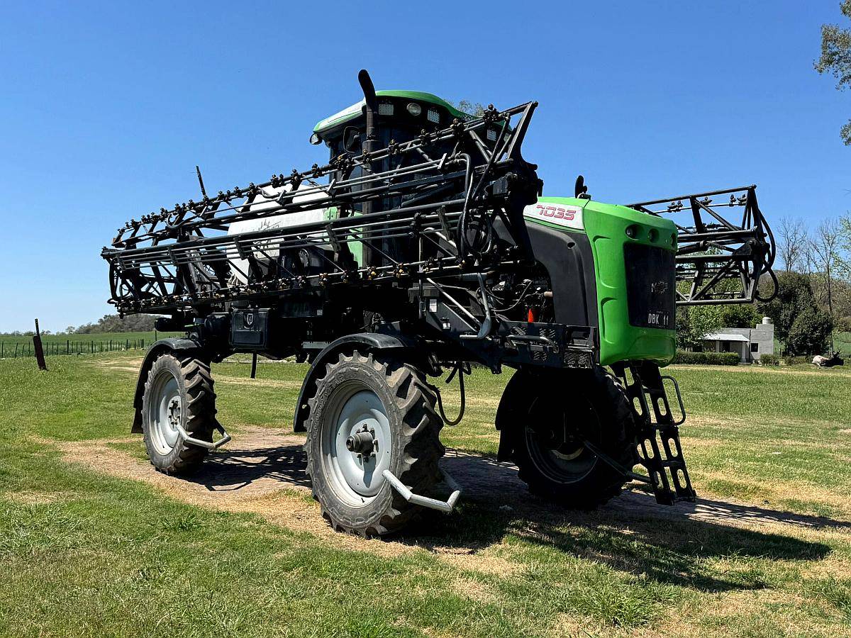 Pulverizadora Metalfor 7035 año 2016