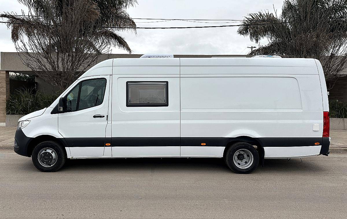 Unico Solo 6.702 KM. Vendo Motorhome Sprinter 517 4325 XL