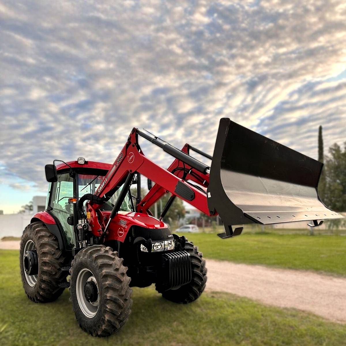 Tractor Case IH con Pala Frontal 4wd - 0 km Disponible
