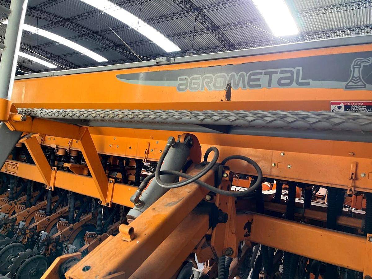 Agrometal MX 23-21 Impecable