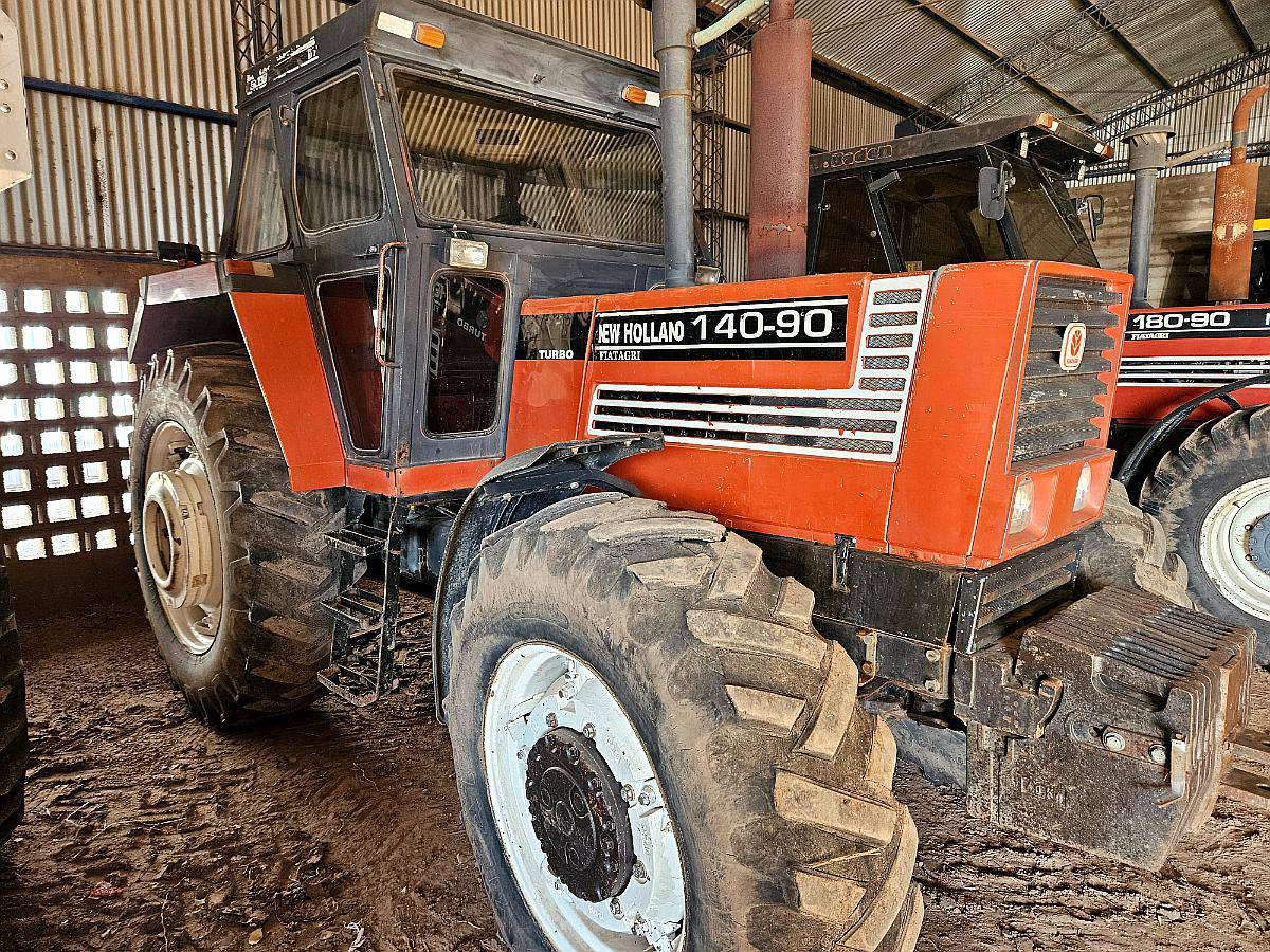 Miniature Coffret collector de 2 tracteurs des 100 ans FIAT New Holland