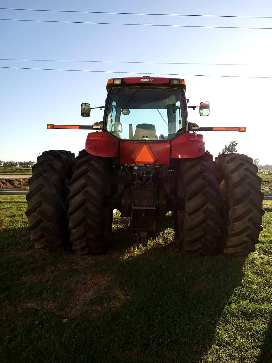 Case IH Magnum 305