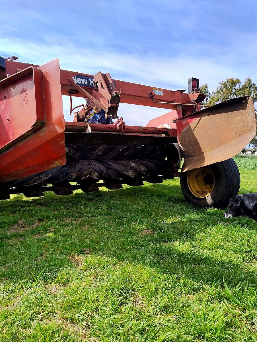 New Holland 1411, de 3,2 Mts