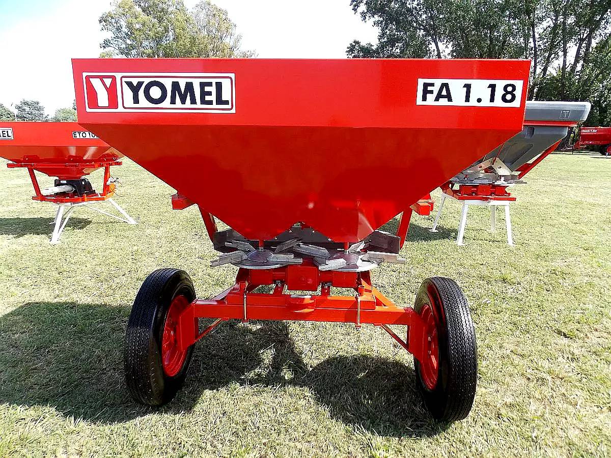 Fertilizadora Yomel a Disco