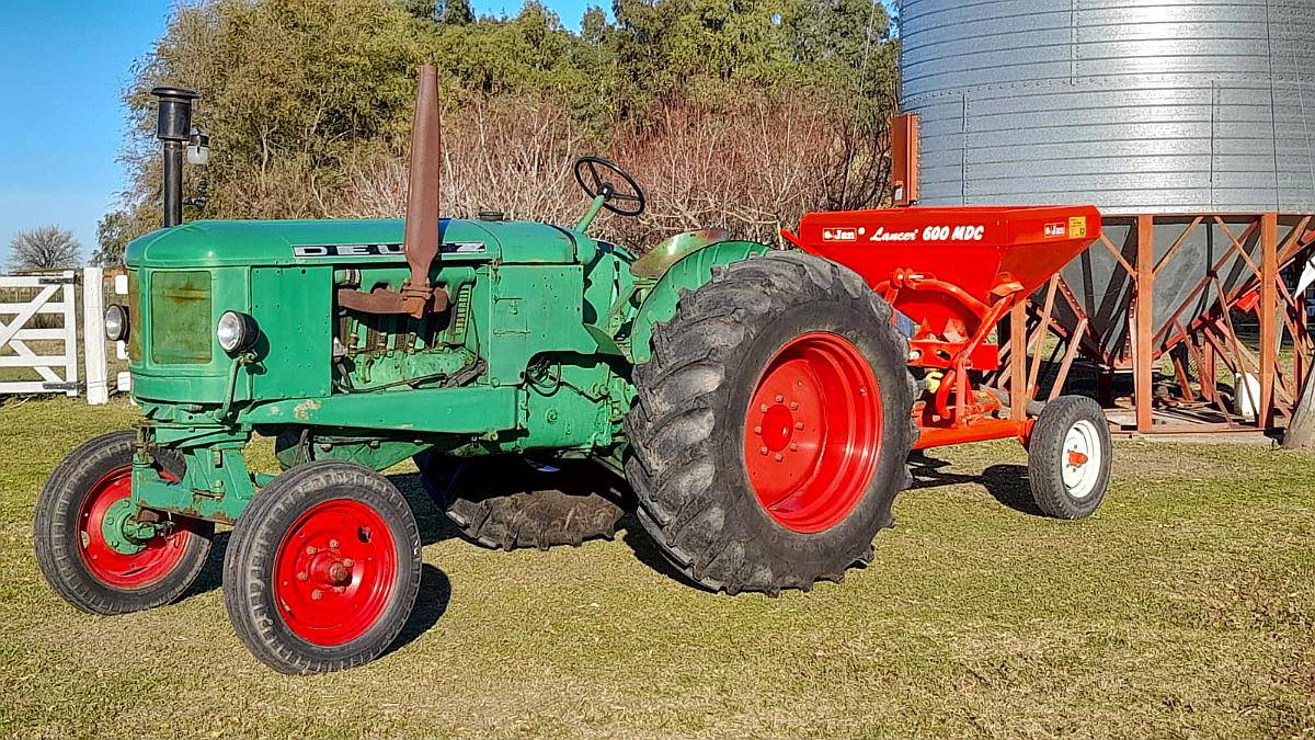 Tractor Deutz A70 Único en SU Estado