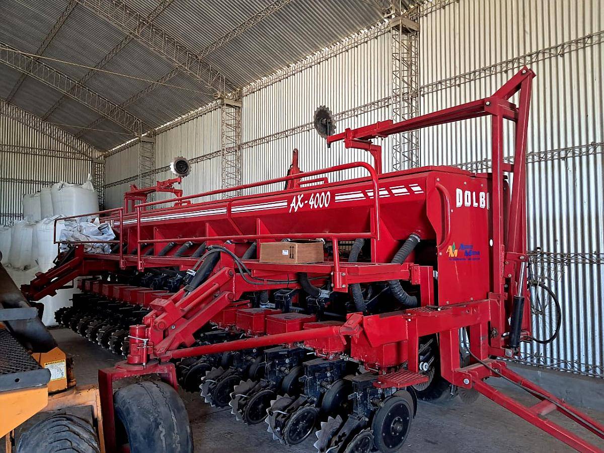 Sembradora Dolbi AX4000 Gruesa