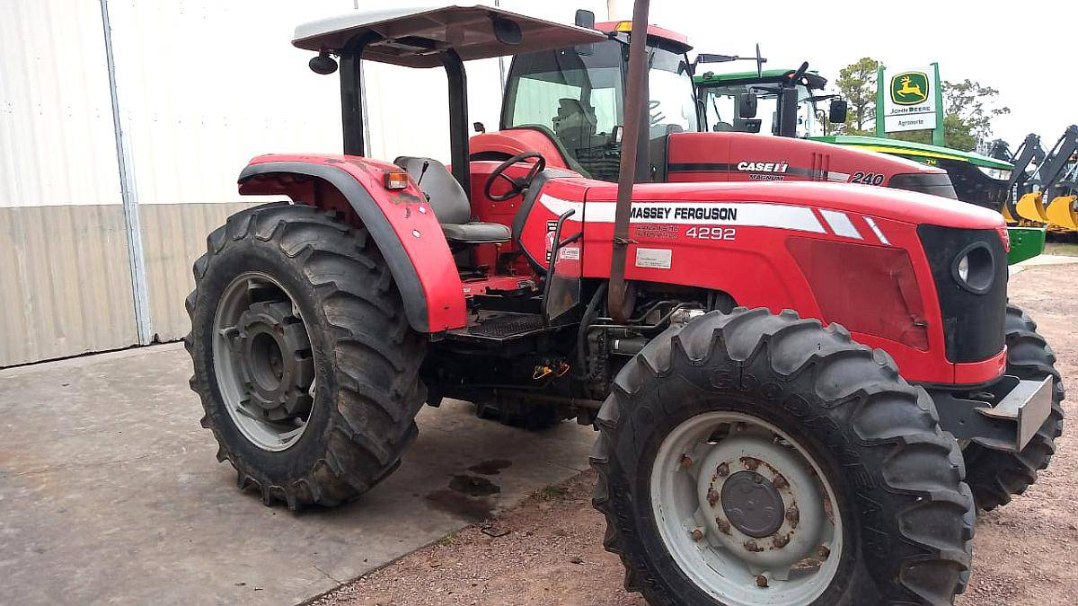 Tractor Massey Ferguson 4292