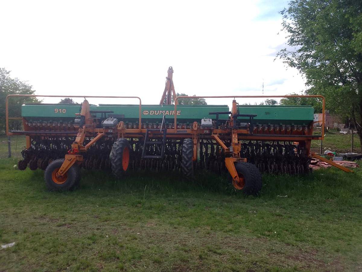 Sembradora Dumaire 910 año 2010