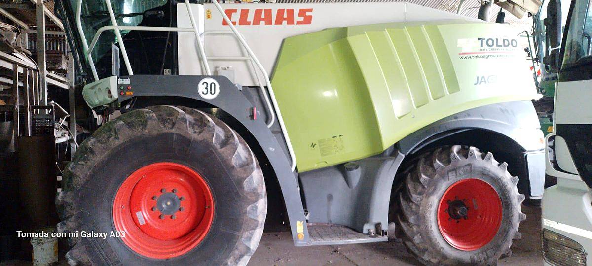 Picadora J940 C/ Cabezal RU 450 y PU 300, año 2011