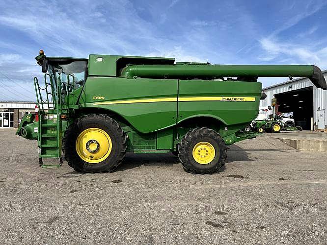 Cosechadora John Deere S680 2012