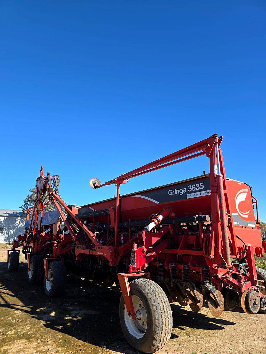 Sembradora Crucianelli Gringa 3635