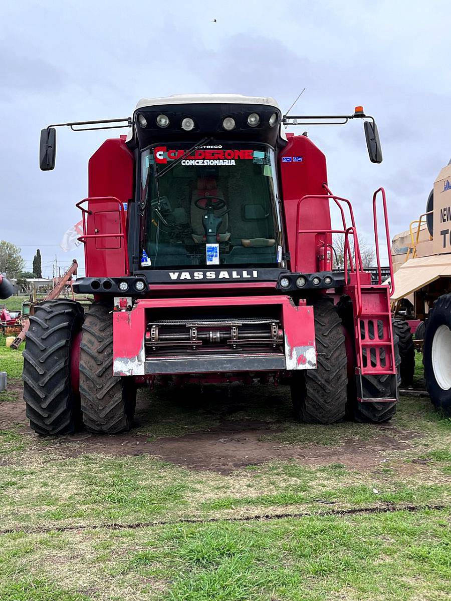 Cosechadora Vassalli AX 7500 Doble Tracción Duales 2013
