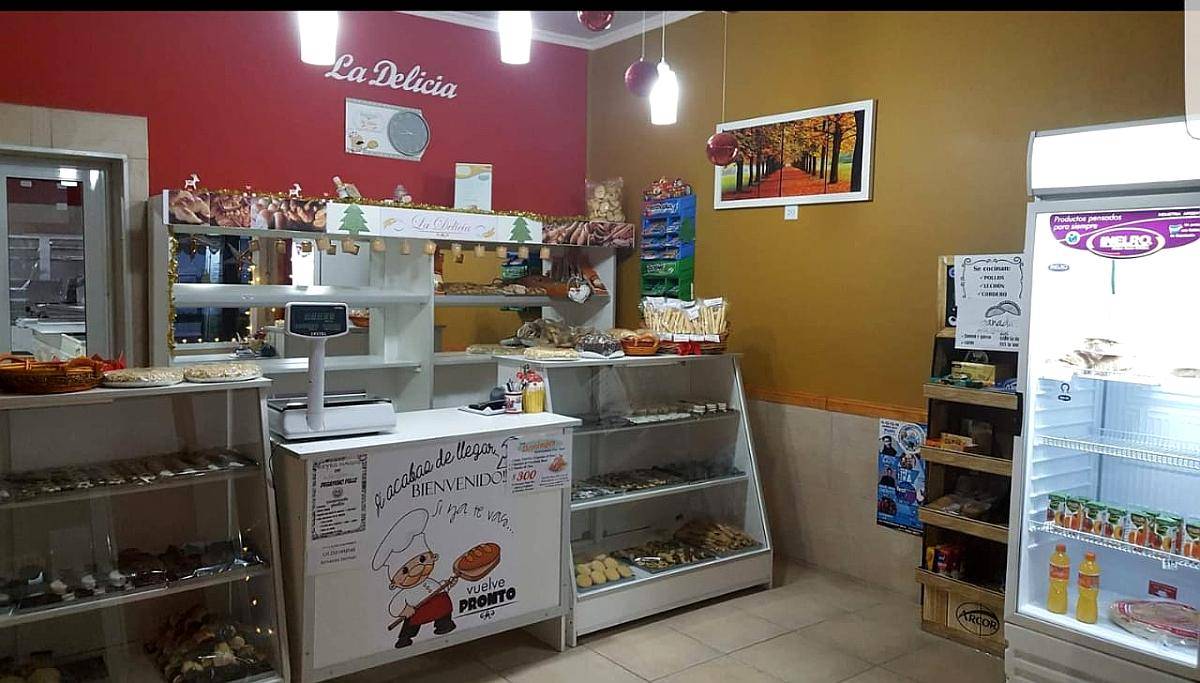 Venta de Panaderia Modelo + Casa de 3 Dormitorio