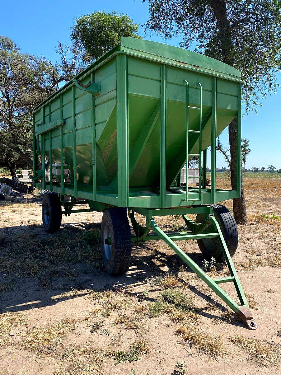 Tolva Semillero 14 TON Marca Tecnocar