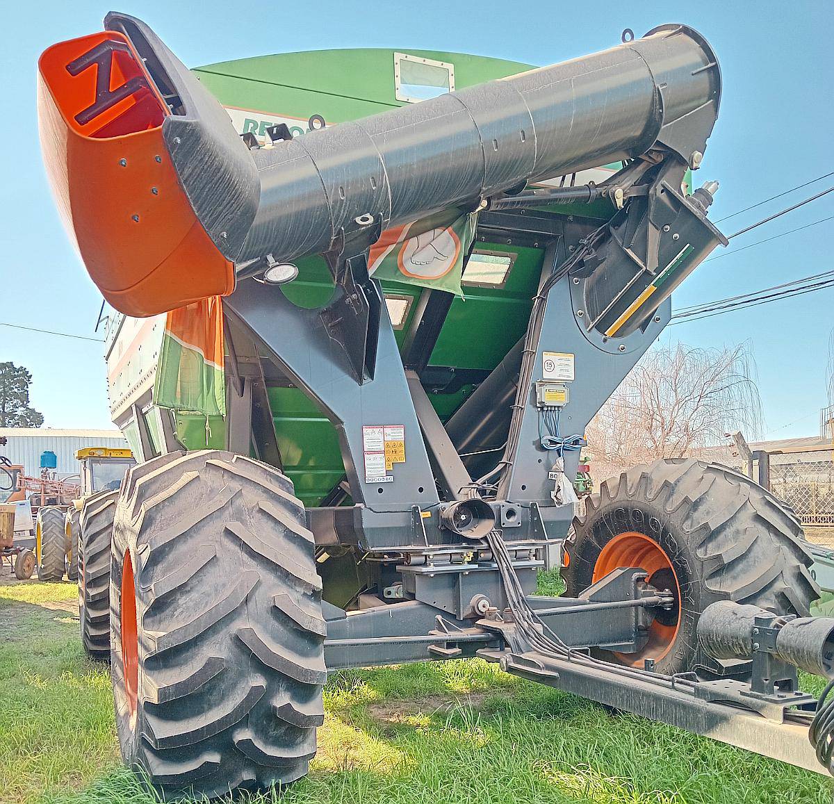 Tolva Autodescargable Stara Reboke Ninja 33000,