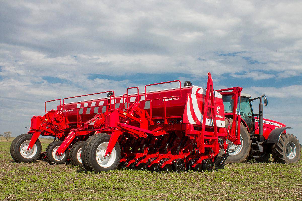 Sembradora de Pastura y Grano Fino Pionera