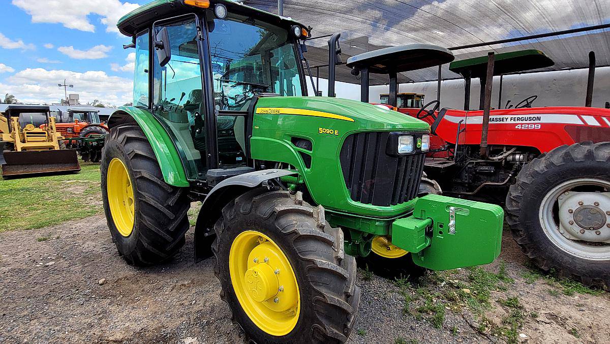 Tractor John Deere 5090e 0km Año 2022 Agroads Tractor John Deere 5090e 0km Año 2022 Agroads