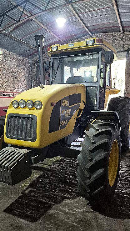 Tractor Pauny 250a Centro Cerrado, Original 5000hs