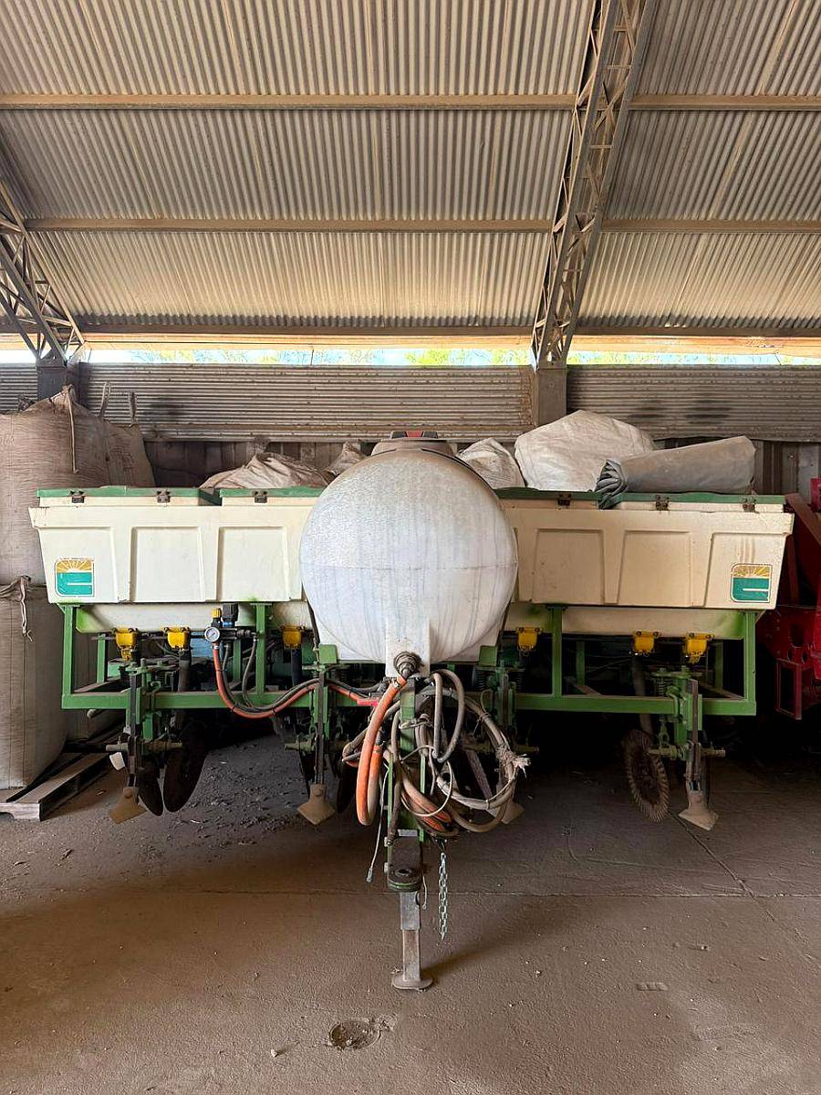 Sembradora de Papas Escañuela