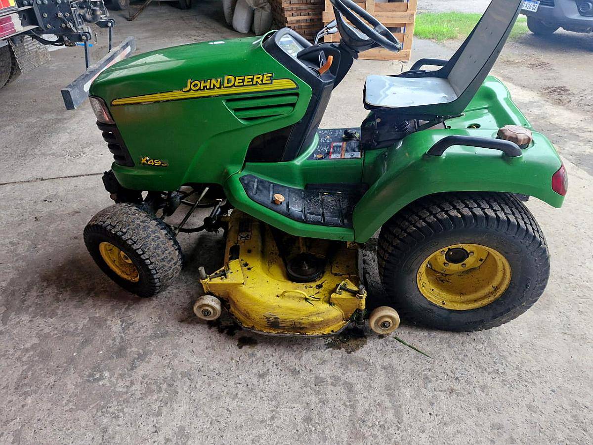 Tractor John Deere X495