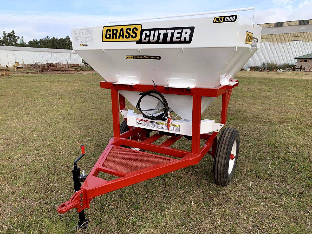 Fertilizadora Grass-cutter MB 1500 Arrastre